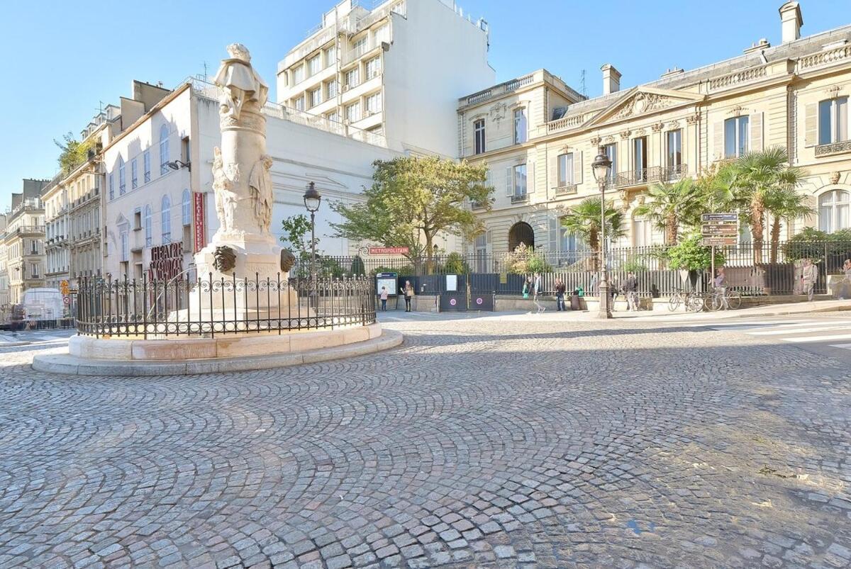 Apartment Disponible - Centre, Gare St Lazare, Metro 7-12-2-9-13-14-3, Theatre Mogador, Casino De Paris, Trianon, Moulin Rouge, Sacre Coeur, Galeries Lafayette, Rue Calme, De 1 A 4 Personnes